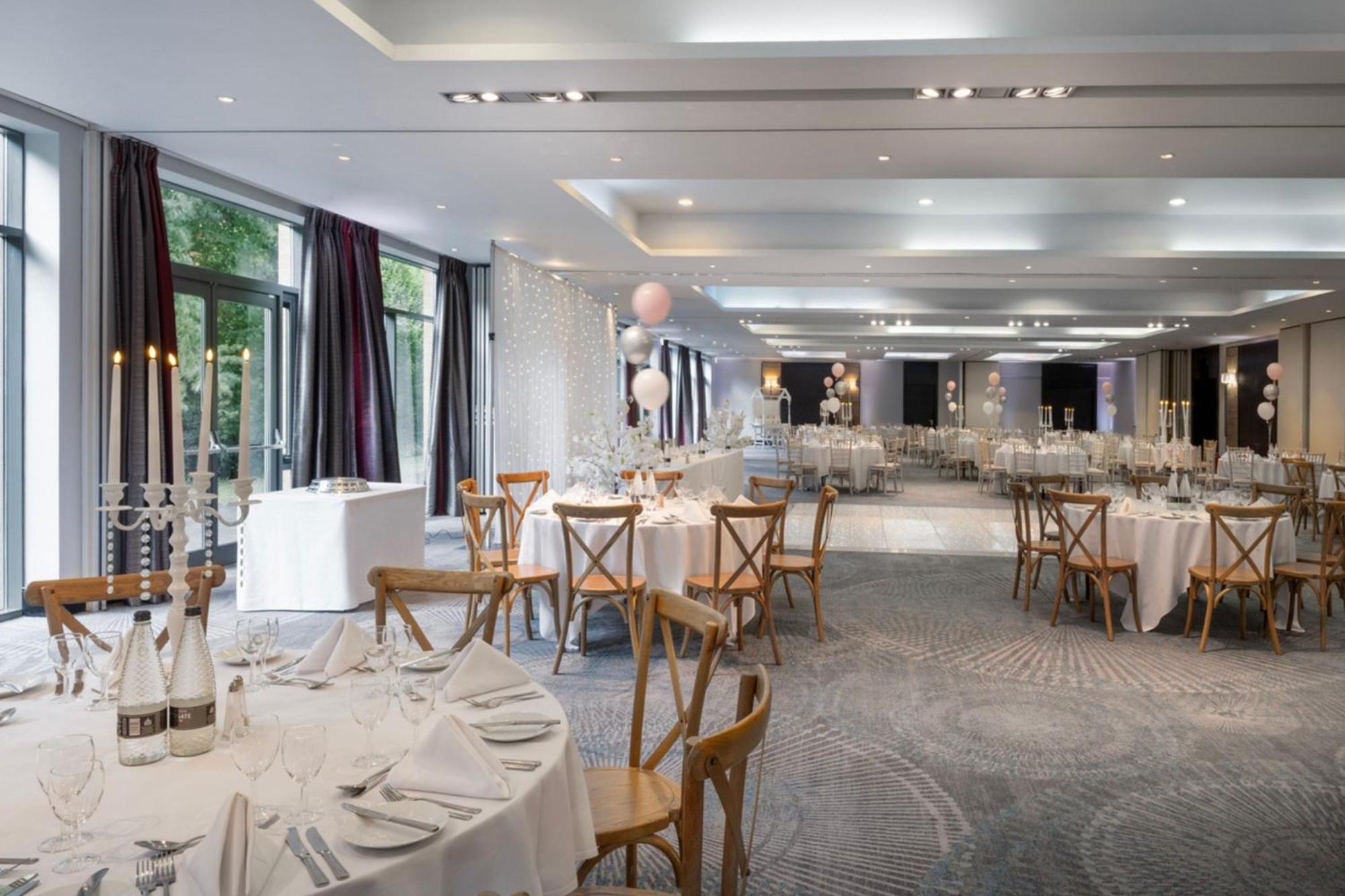 Delta Hotels By Marriott Nottingham Belfry Екстериор снимка