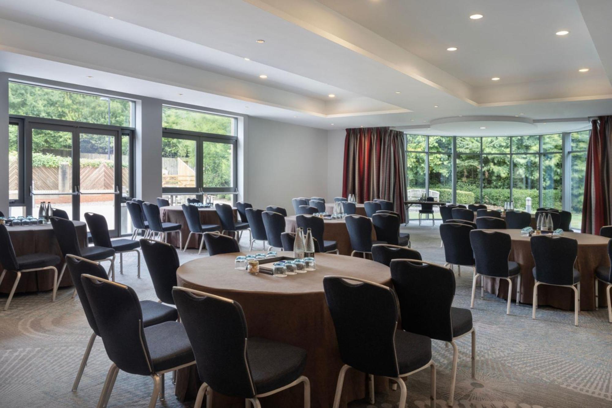 Delta Hotels By Marriott Nottingham Belfry Екстериор снимка