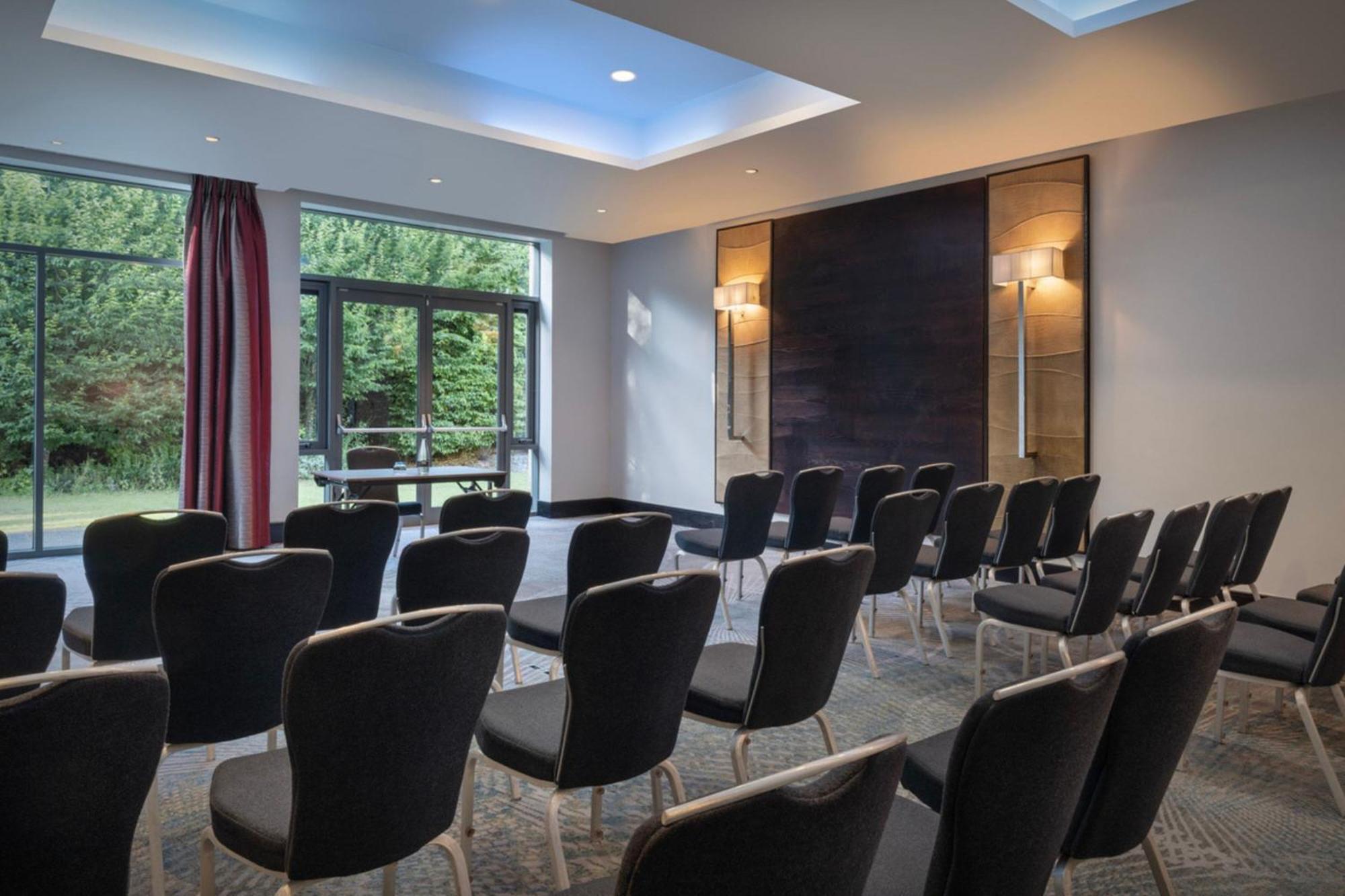 Delta Hotels By Marriott Nottingham Belfry Екстериор снимка