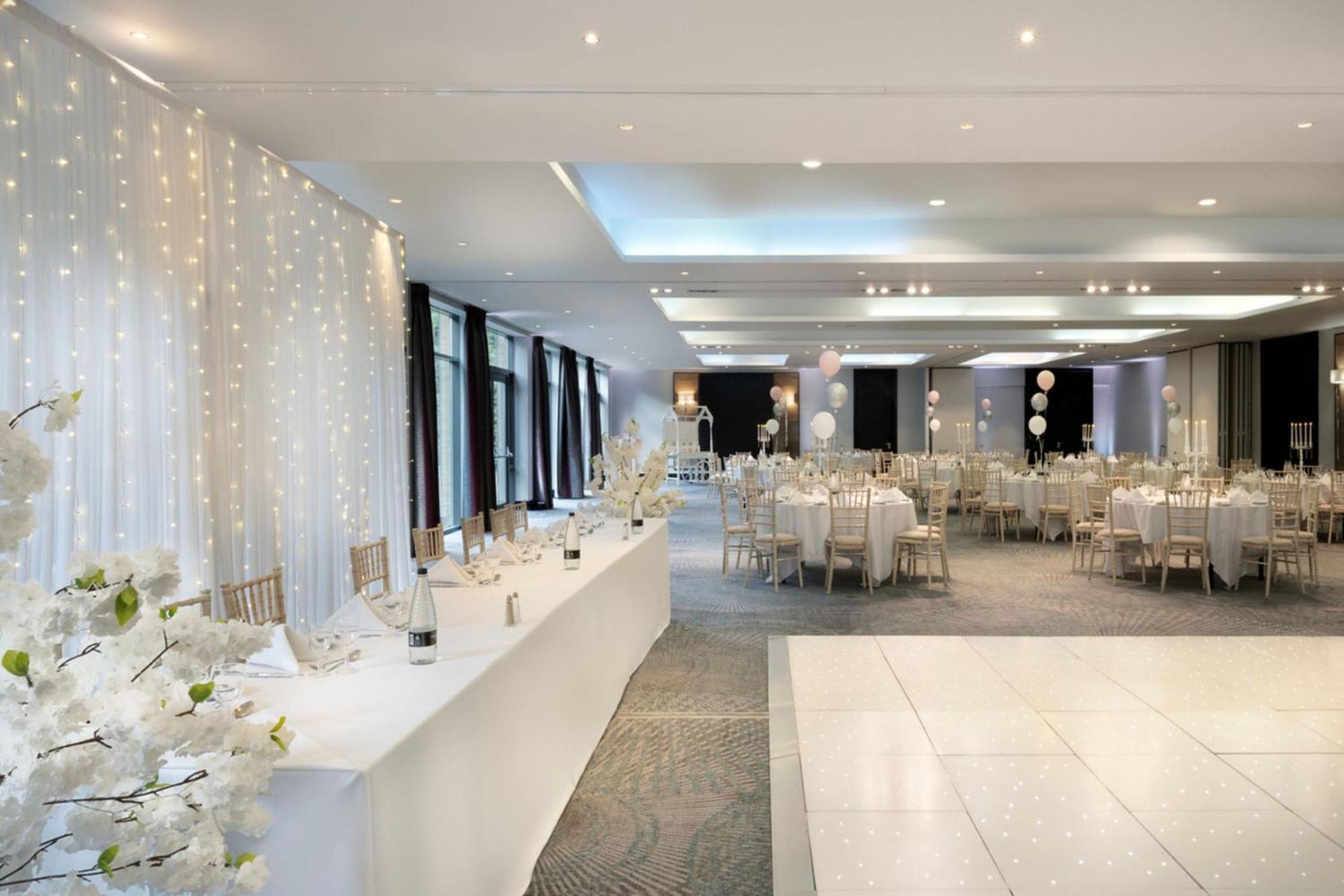Delta Hotels By Marriott Nottingham Belfry Екстериор снимка