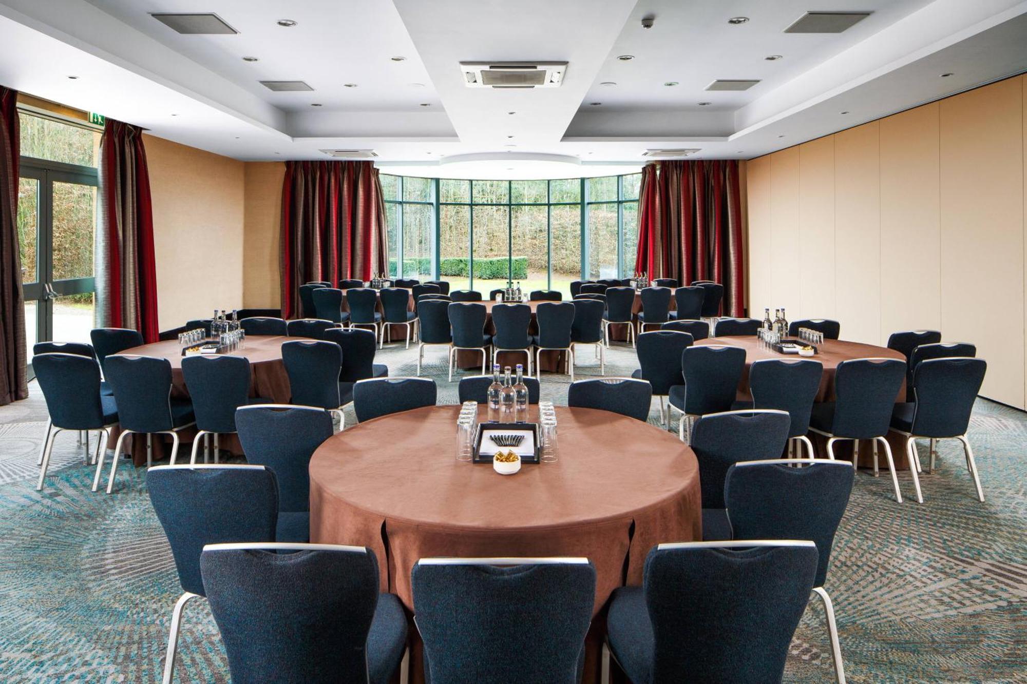 Delta Hotels By Marriott Nottingham Belfry Екстериор снимка