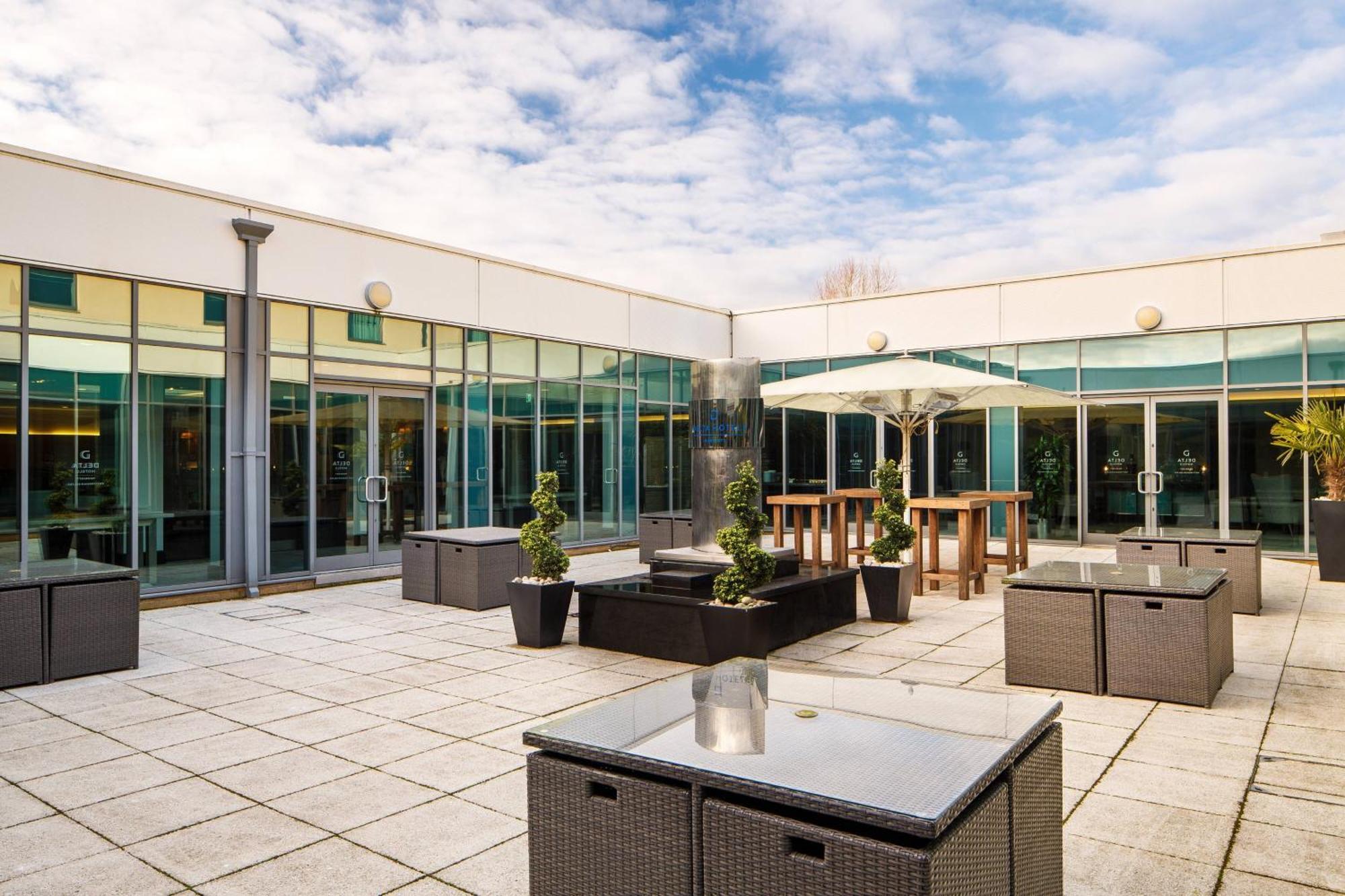 Delta Hotels By Marriott Nottingham Belfry Екстериор снимка