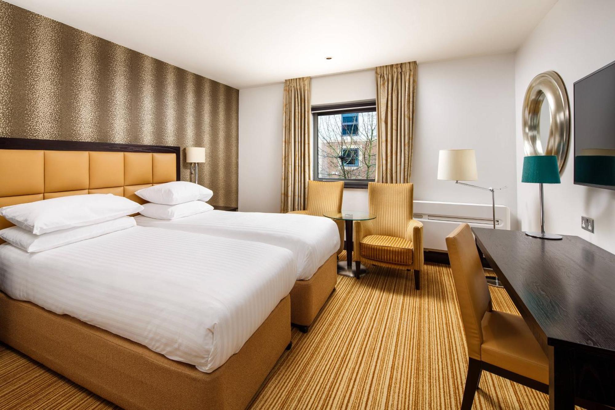 Delta Hotels By Marriott Nottingham Belfry Екстериор снимка
